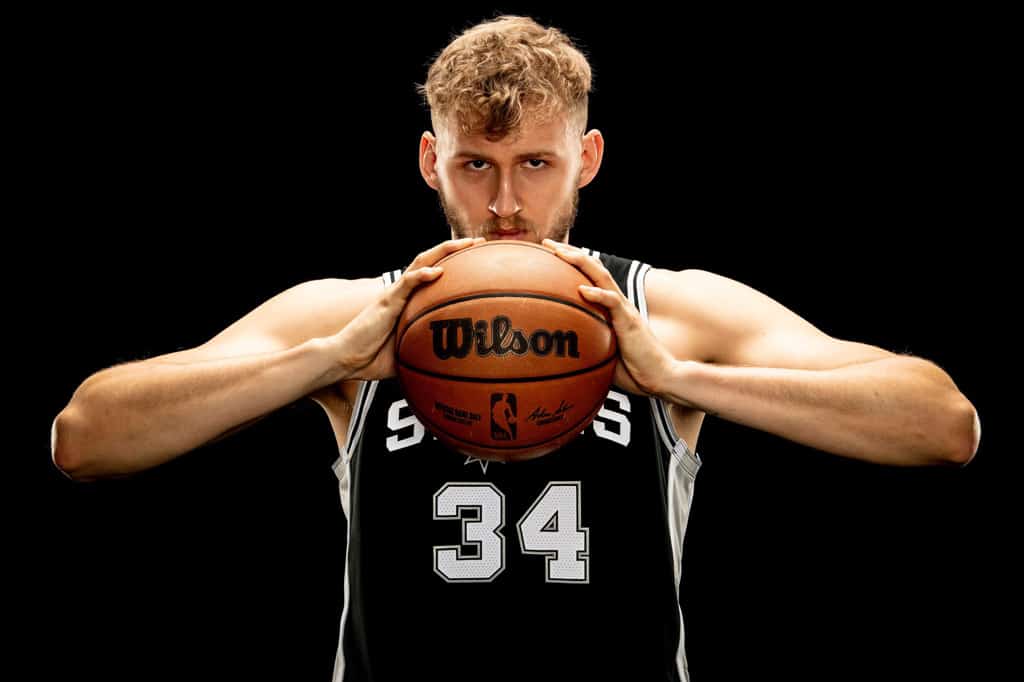NBA Jock Landale reflects on first season at San Antonio Spurs - ESPN